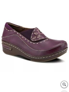 L'Artiste by Spring Step Leather Clogs - Burbank